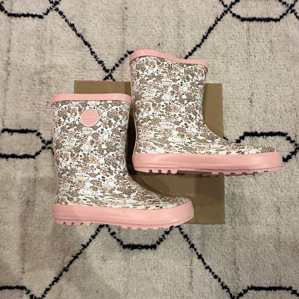 Jamie Kay boots BOGS Ugg 2Y - Picture 3 of 11